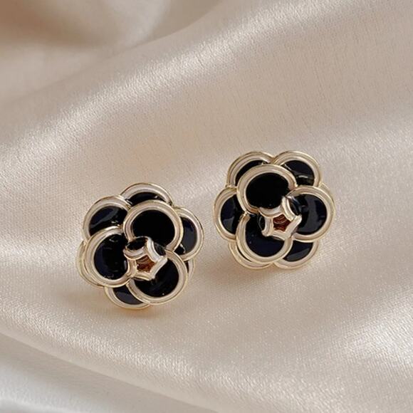 Sterling Silver 925 Floral Flower Earrings - Picture 1 of 4